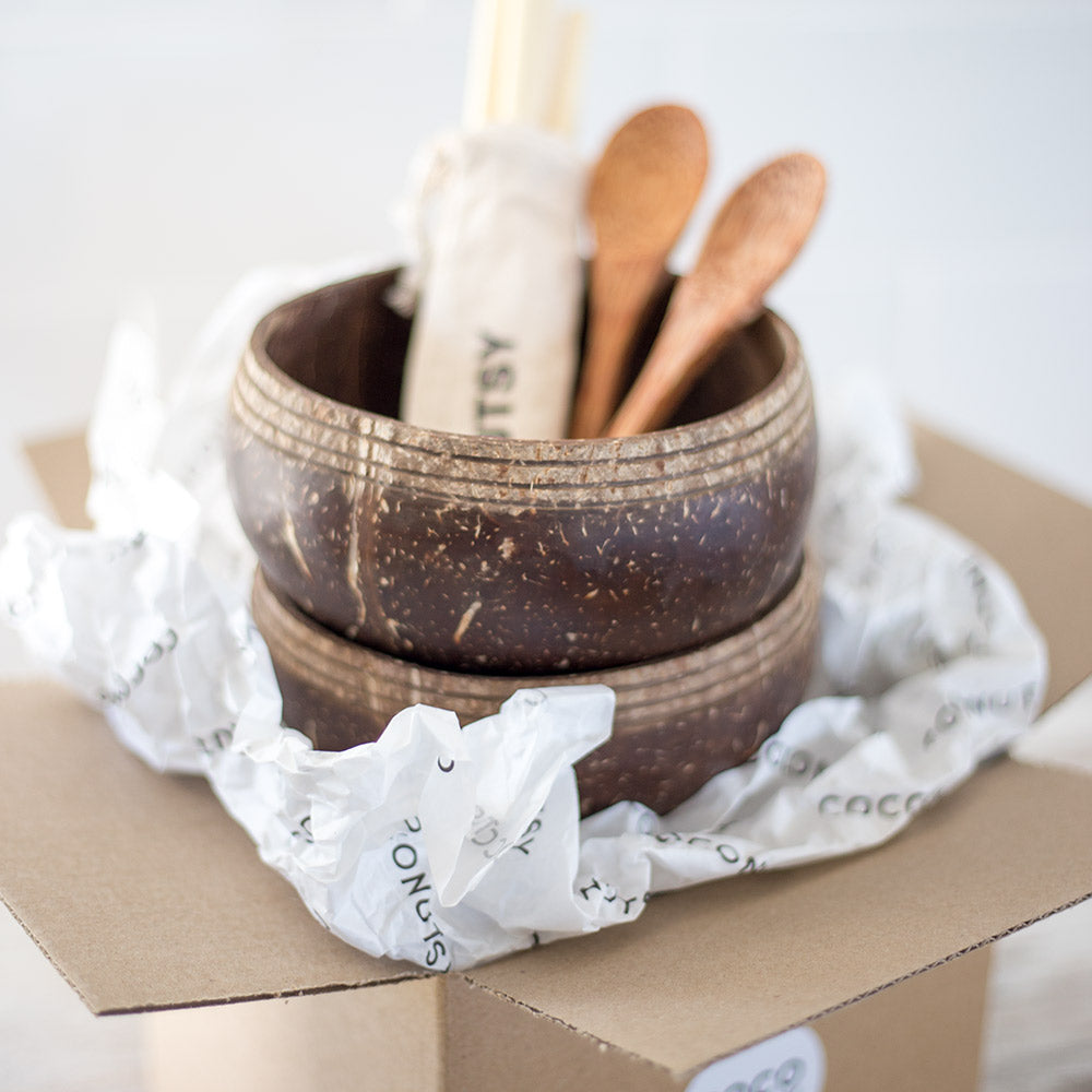 Eco Friendly Box Set Boho Coconut Bowls and Straws