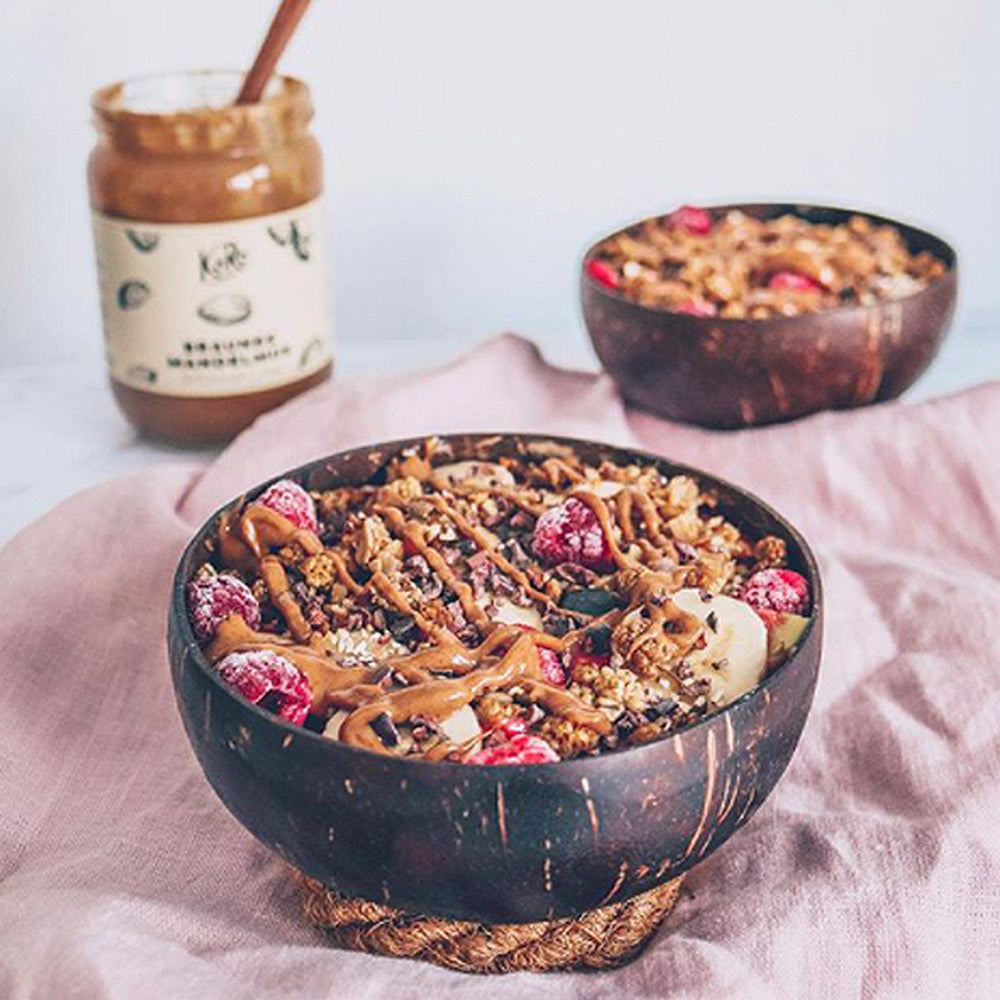 Serve coconut bowls in your cafe